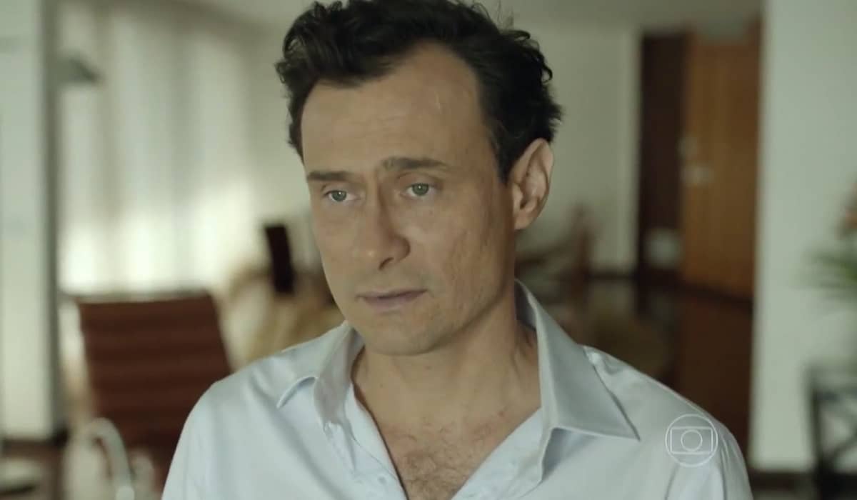 Enrique Diaz foi destaque como Cláudio em 'Felizes Para Sempre?'. Fonte: Reprodução/Globo