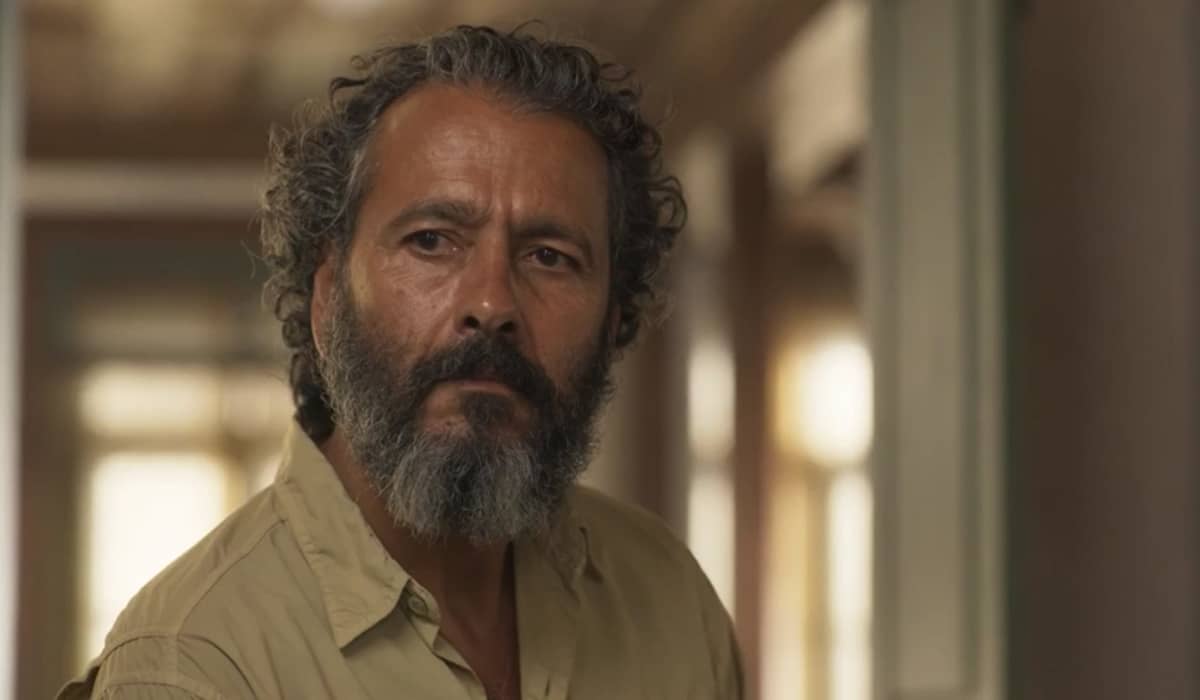 José Leôncio dá uma fazenda para José Lucas. Fonte: Reprodução/Globo
