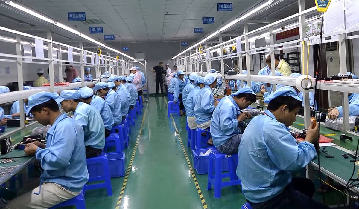Empresas optam por não depender mais da mão de obra chinesa. Fonte: Reprodução/YouTube