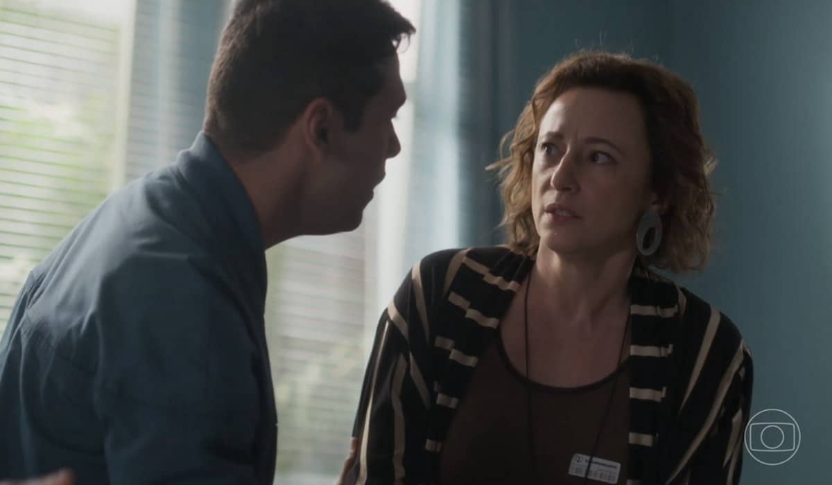 Olívia começa a sentir medo de Renan em Cara e Coragem. Foto: Reprodução/Globo