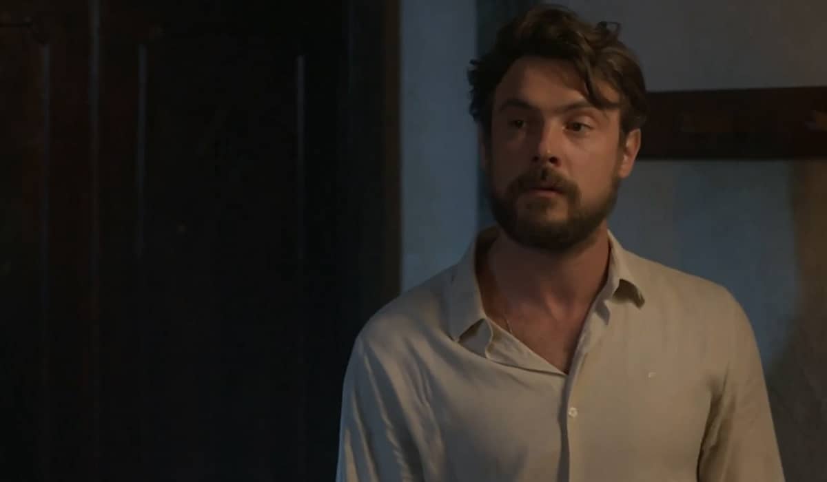 Zé Paulino aconselha Maruan a se revelar. Fonte: Reprodução/Globo