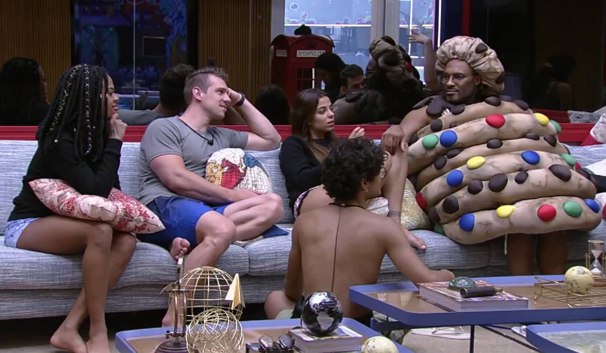 Fred Nicácio está sendo uma peça fundamental para o grupo 'Fundo do Mar'. Foto: Reprodução/Globo
