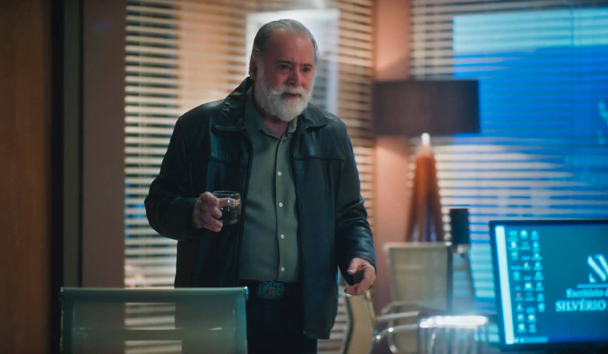 Antônio pode acabar com a carreira de Marino. Fonte: Reprodução/Globo