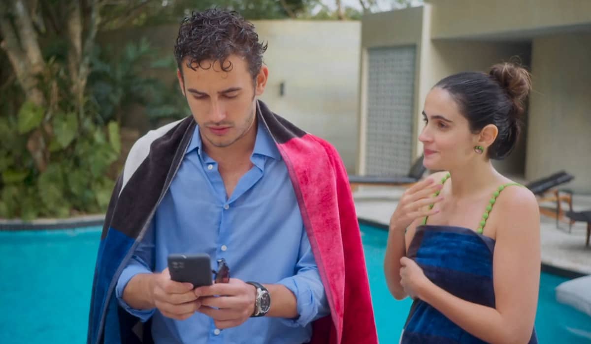 Giovanni chega atrasado, mas oferece seu apoio a Cris em Elas por Elas. Foto: Reprodução/Globo