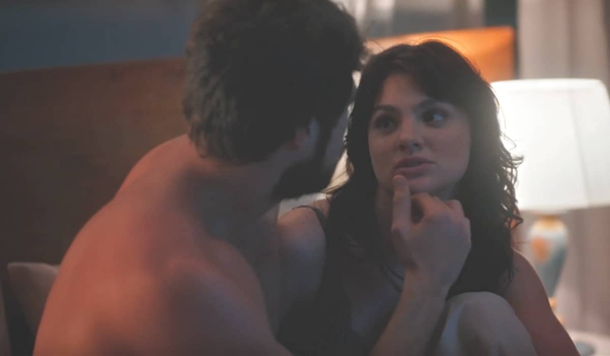 Petra descobre a verdade sobre Hélio. Fonte: Reprodução/Globo
