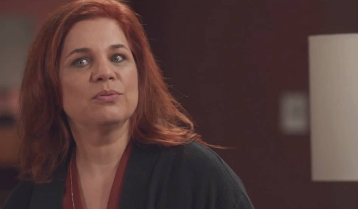 Helena cria armação para se vingar de Jonas. Fonte: Reprodução/Globo