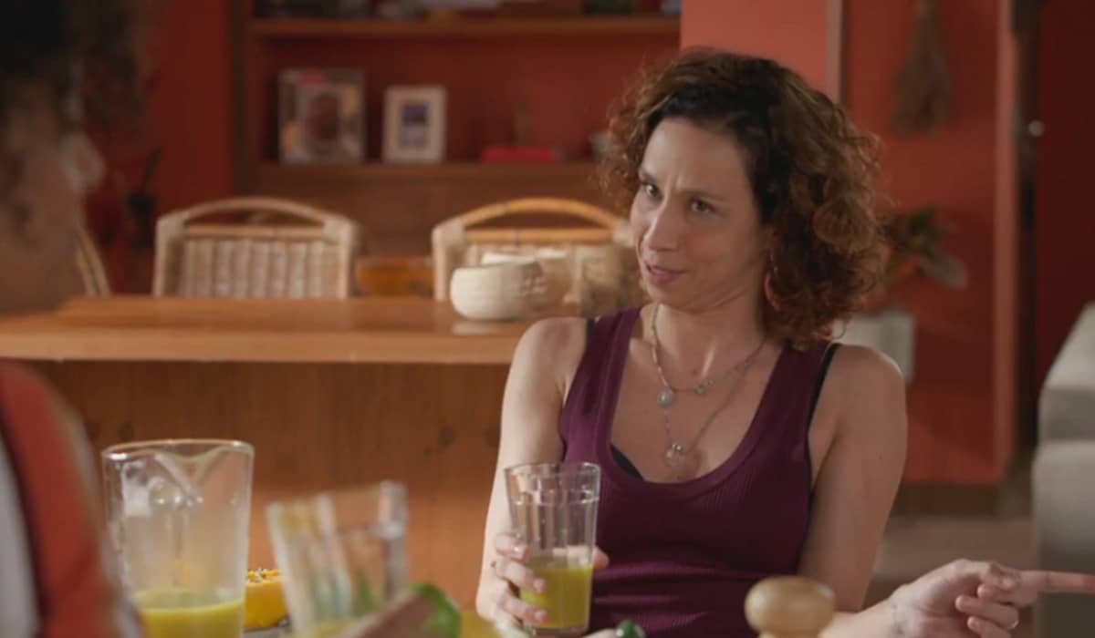 Adriana decide confrontar Helena. Fonte: Reprodução/Globo