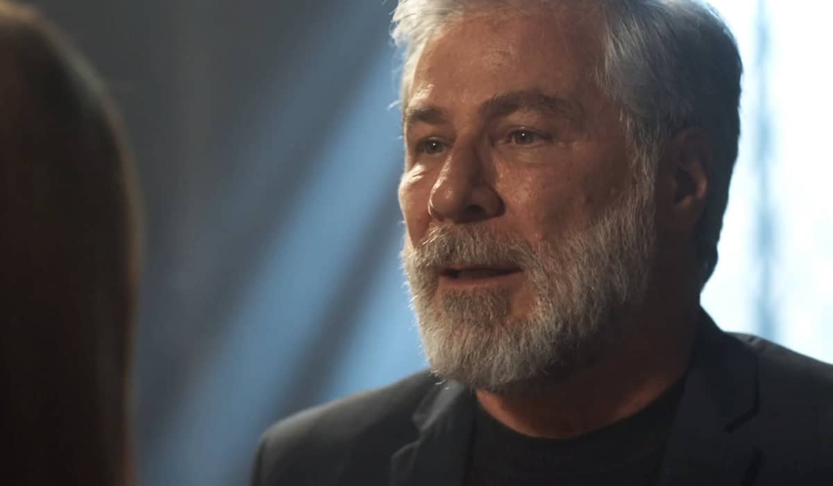 César tenta aplicar golpe em Luna e Maria Navalha. Fonte: Reprodução/Globo
