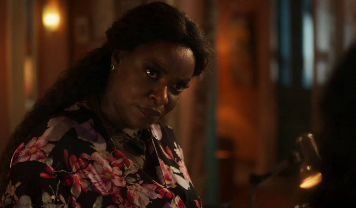 Maria se estressa com a cobrança de Merreca. Foto: Reprodução/Globo