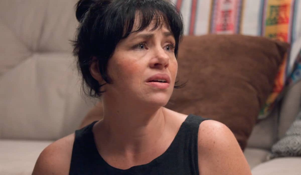 Carol começa a se aproximar de Marcos. Fonte: Reprodução/Globo