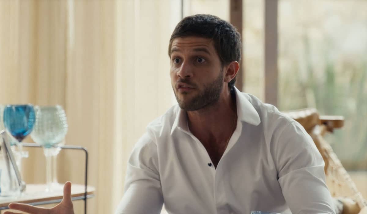 Surtos de Ari resumem boa parte da novela atualmente. Foto: Reprodução/Globo