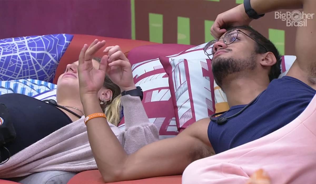 Bruna e Gabriel estão cada vez mais unidos no BBB 23. Foto: Reprodução/Globo