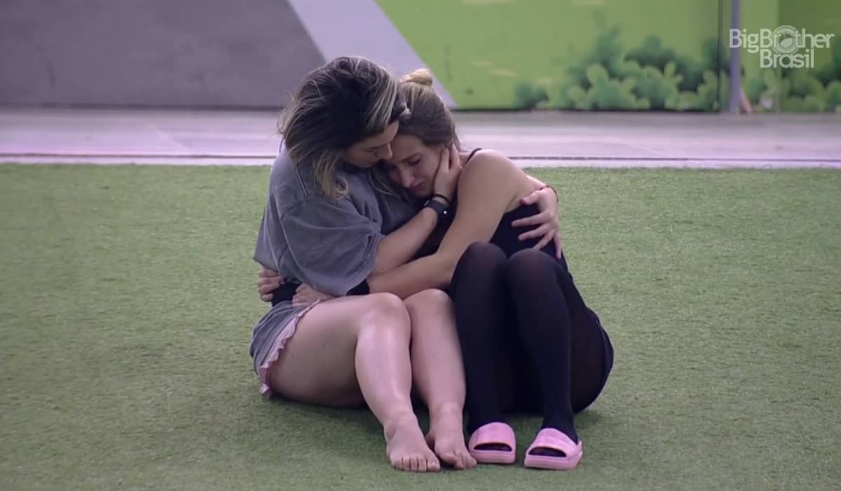 Bruna ficou bastante emocionada após a formação do paredão. Foto: Reprodução/Globo