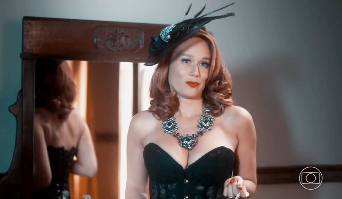 Gilda tenta destruir todas as conquistas de Marê. Fonte: Reprodução/Globo