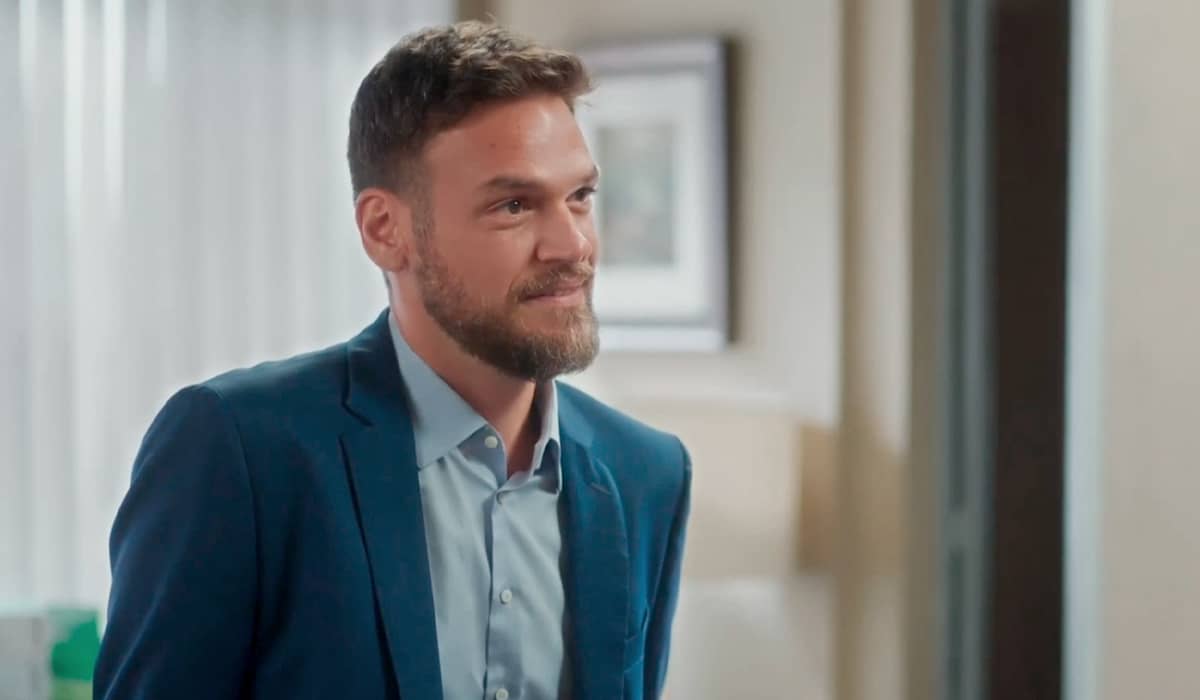 Theo se sentirá humilhado por Ben. Fonte: Reprodução/Globo