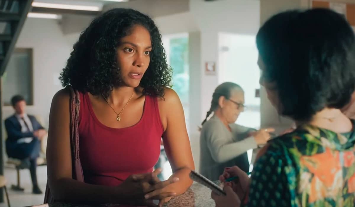 Aline está se apaixonando por Daniel. Fonte: Reprodução/Globo
