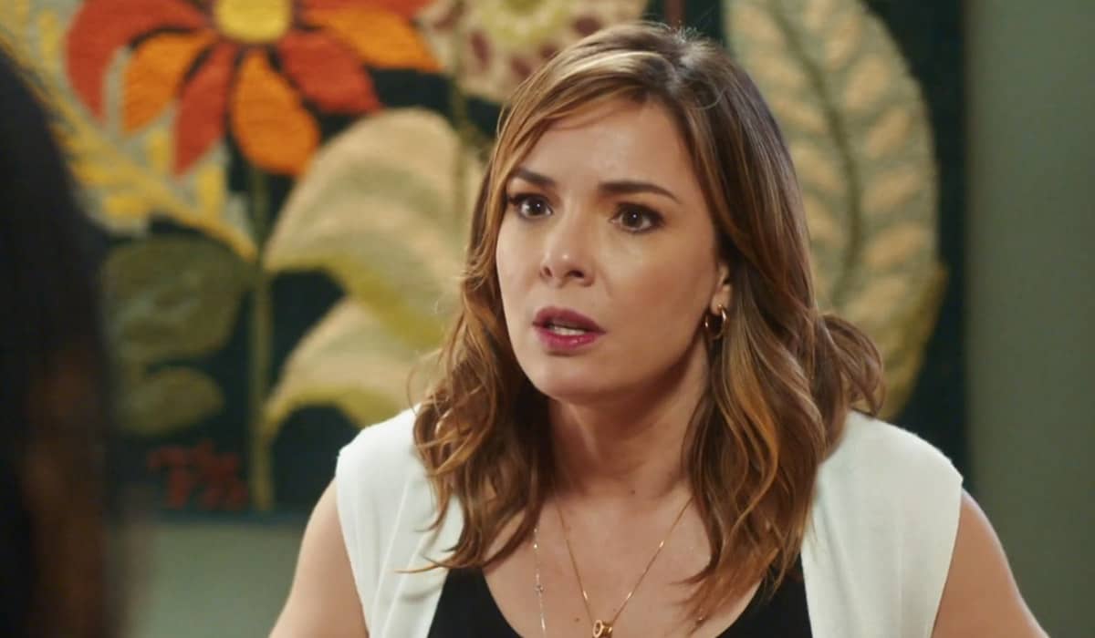 Clara fica determinada a lutar contra o ex-marido na novela Vai na Fé. Foto: Reprodução/Globo