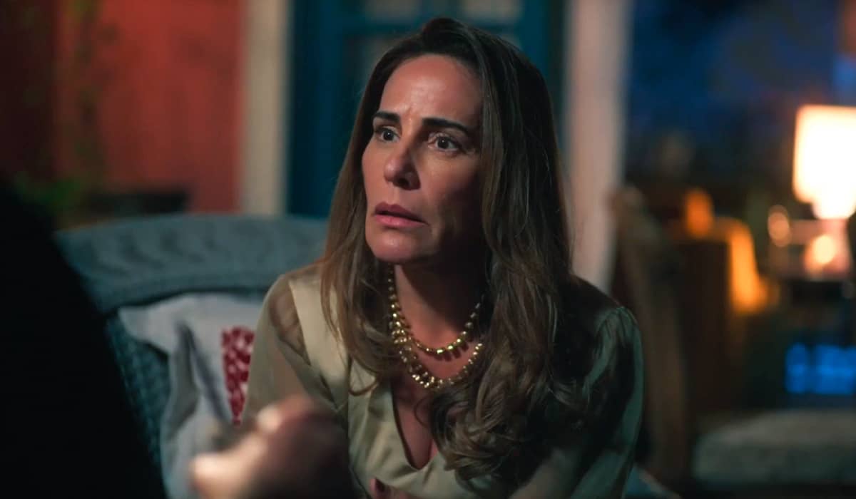 Irene não deseja revelar o seu passado para ninguém. Fonte: Reprodução/Globo