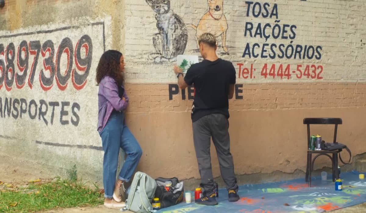 Jenifer e Hugo não escondem o desejo mútuo em Vai na Fé. Foto: Reprodução/Globo