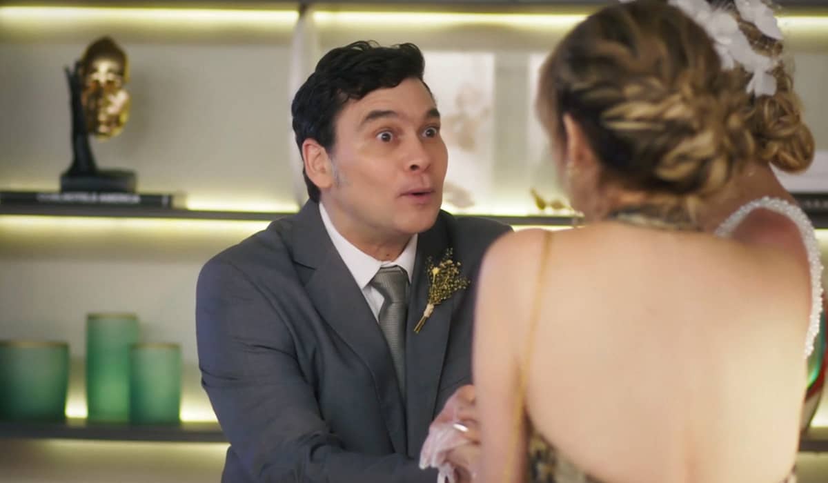 Tadeu consegue um geólogo falso para Aline. Fonte: Reprodução/Globo