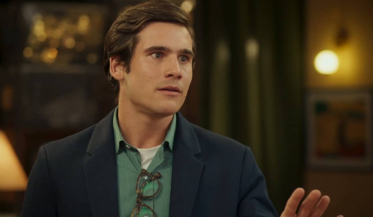 Miguel fica em estado de choque ao descobrir que a ex está grávida em Fuzuê. Foto: Reprodução/Globo