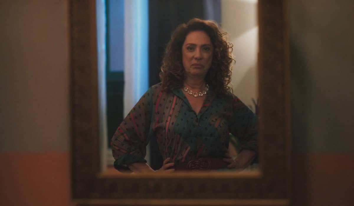 Agatha continua guardando seus segredos a sete chaves em Terra e Paixão. Foto: Reprodução/Globo