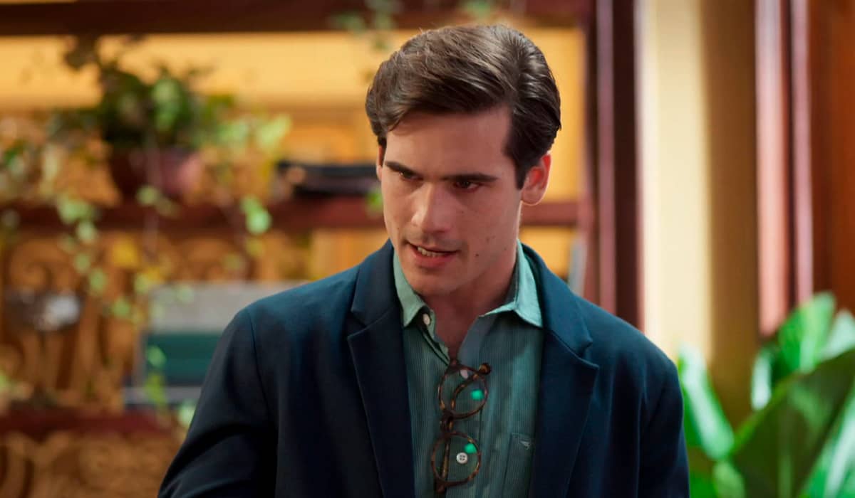 Miguel fica desconfiado do comportamento de Rui. Fonte: Reprodução/Globo